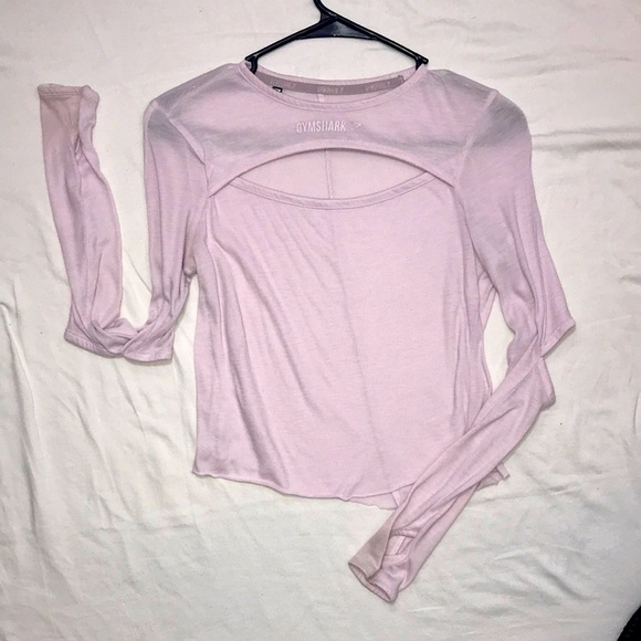 Gymshark Tops - Women’s small GYMSHARK long sleeve tee. Pink in color.